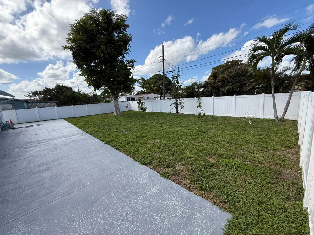 6319 Southgate Boulevard Margate, FL 33068