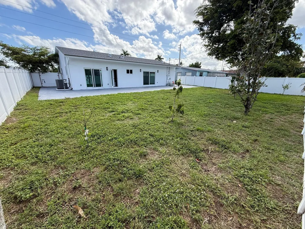 6319 Southgate Boulevard Margate, FL 33068