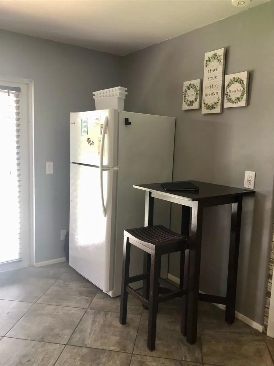 2212 SE 4th Avenue Fort Lauderdale, FL 33316