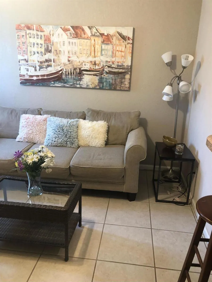 2212 SE 4th Avenue Fort Lauderdale, FL 33316