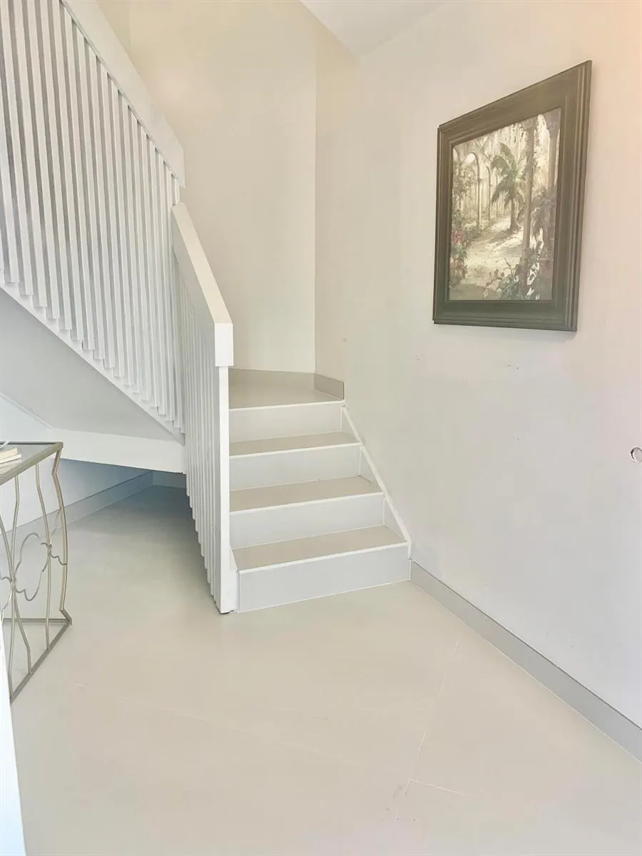 2212 SE 4th Avenue Fort Lauderdale, FL 33316