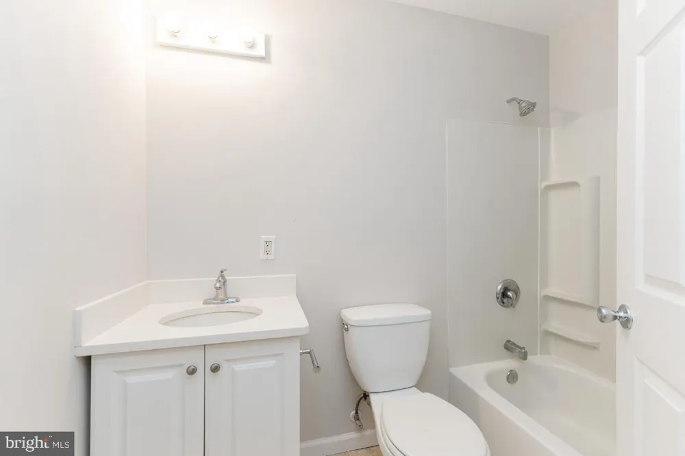 2442 SOUTHGATE SQUARE Reston, VA 20191