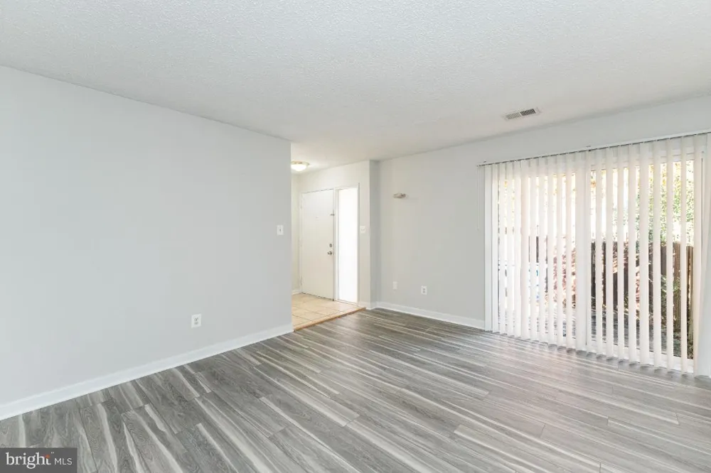 2442 SOUTHGATE SQUARE Reston, VA 20191