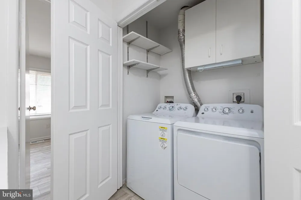1183 AUTUMNHAZE COURT Herndon, VA 20170