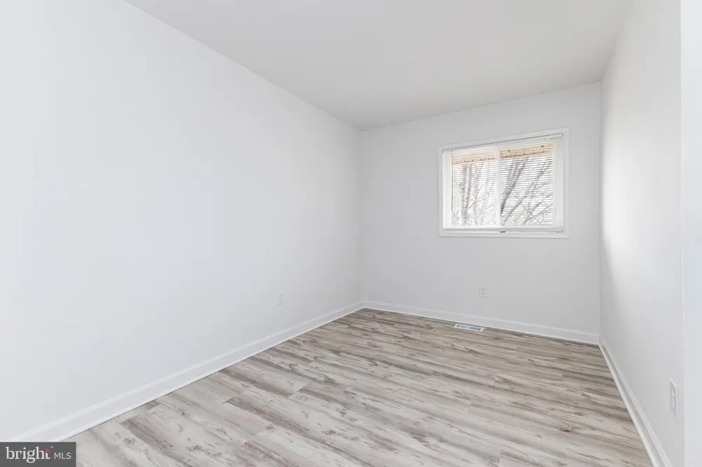 1183 AUTUMNHAZE COURT Herndon, VA 20170