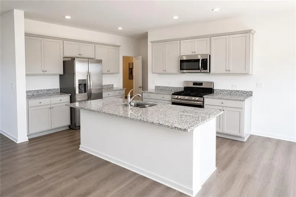 1249 Arnhem Drive Hampton, GA 30228