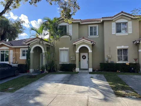 100 SW 15th Ave