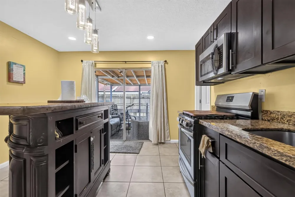 5639 Ithaca Circle E Lake Worth, FL 33463