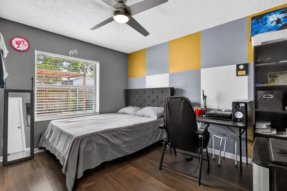 5639 Ithaca Circle E Lake Worth, FL 33463