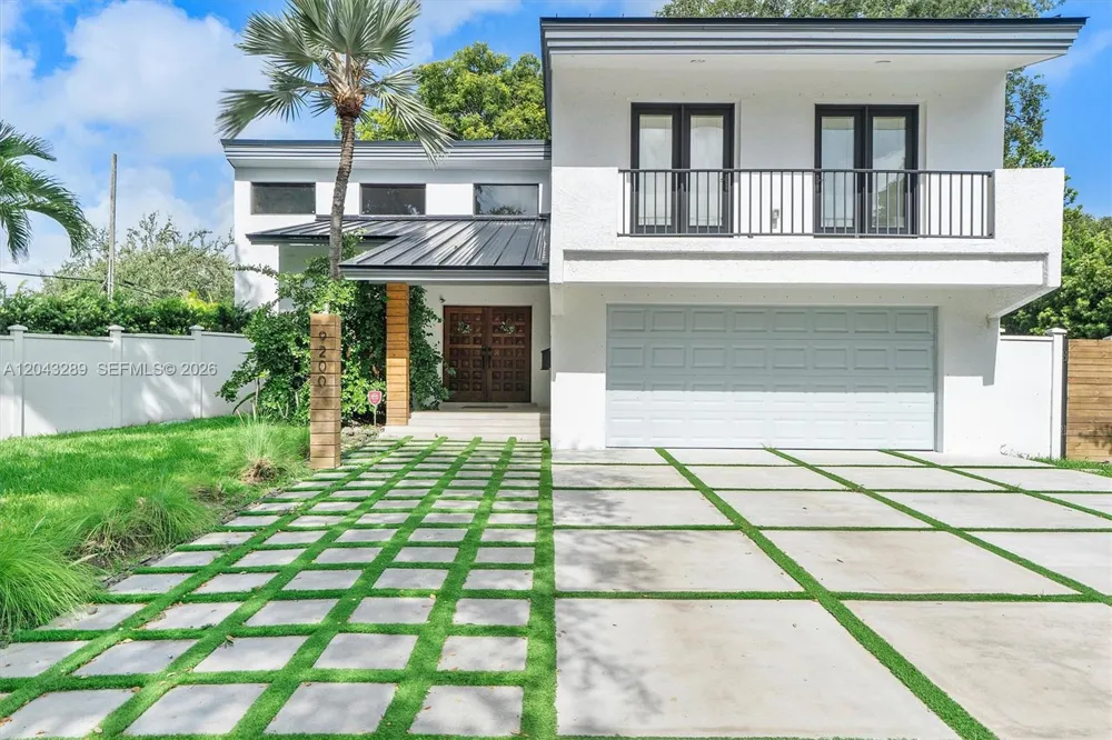 9200 NE 12th Ave Miami Shores, FL 33138