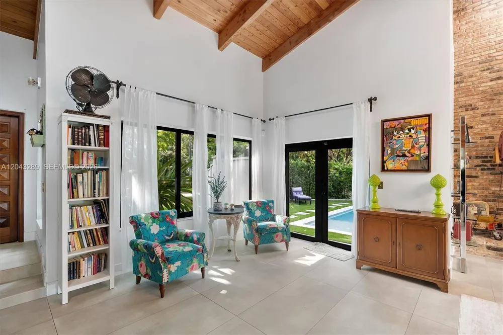9200 NE 12th Ave Miami Shores, FL 33138