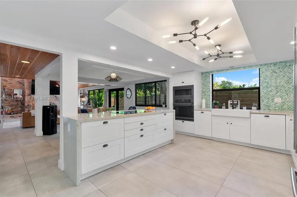 9200 NE 12th Ave Miami Shores, FL 33138