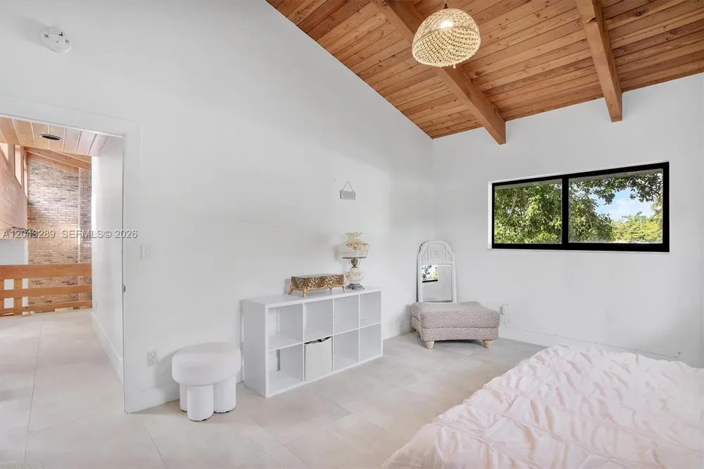9200 NE 12th Ave Miami Shores, FL 33138