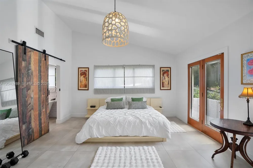 9200 NE 12th Ave Miami Shores, FL 33138