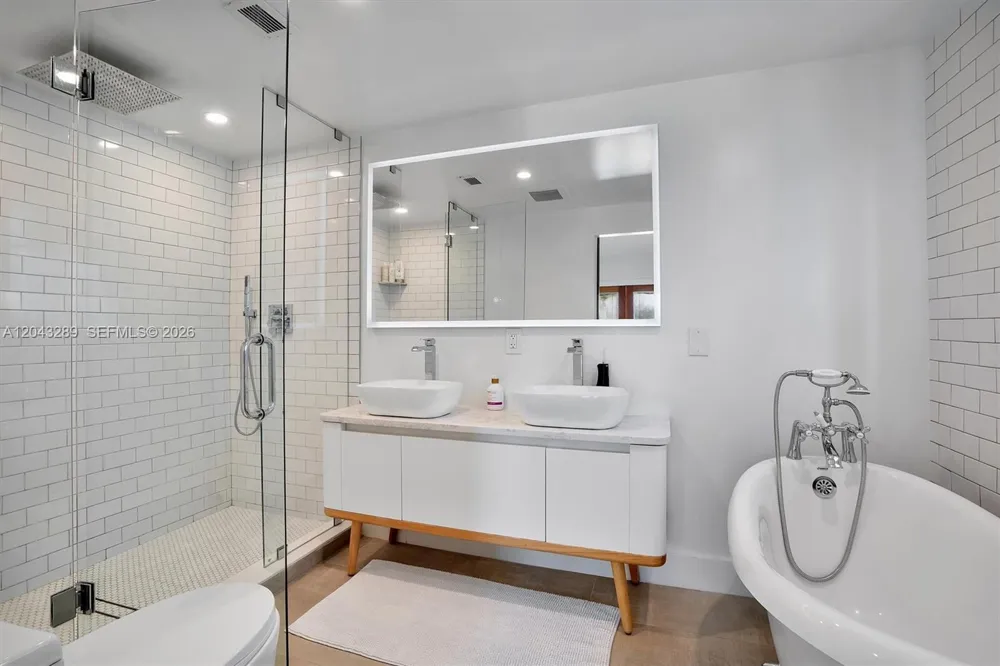 9200 NE 12th Ave Miami Shores, FL 33138