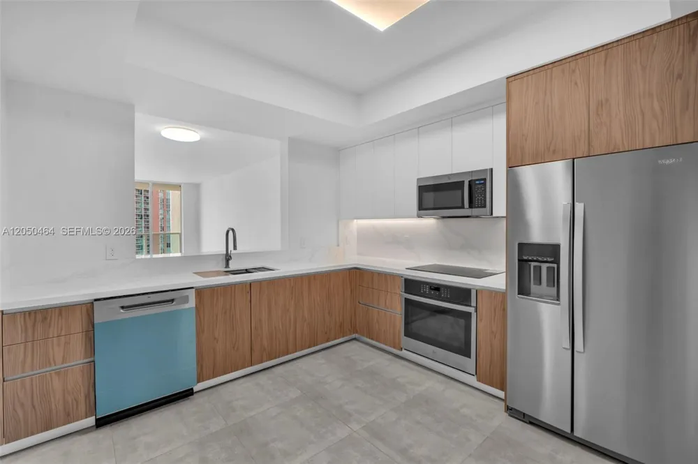 3340 NE 190th St #1206 Aventura, FL 33180