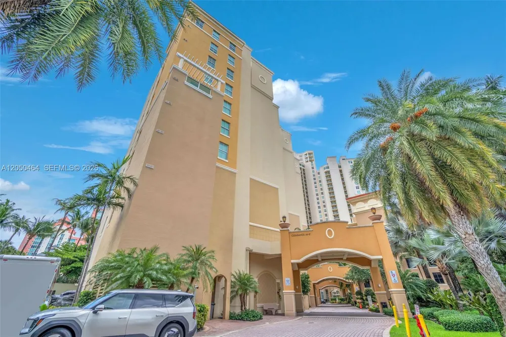 3340 NE 190th St #1206 Aventura, FL 33180