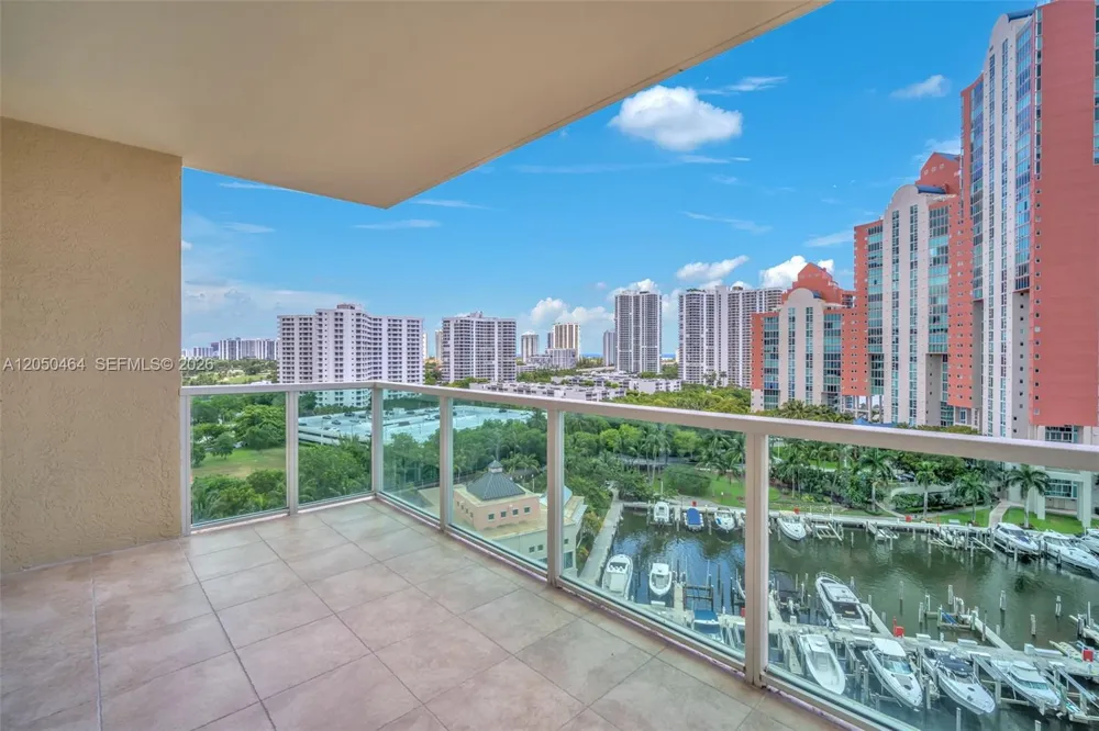 3340 NE 190th St #1206 Aventura, FL 33180