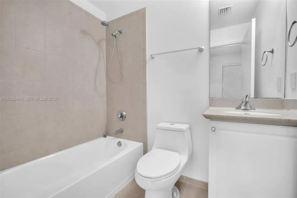 3340 NE 190th St #1206 Aventura, FL 33180
