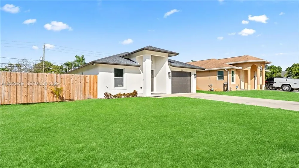 4317 Vicliff Rd West Palm Beach, FL 33406