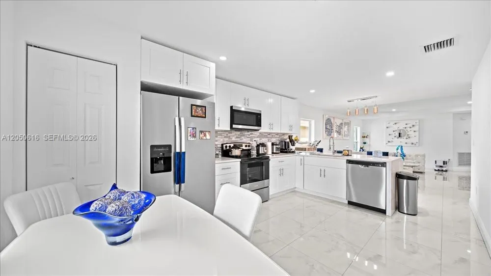 4317 Vicliff Rd West Palm Beach, FL 33406