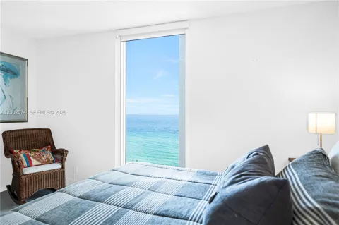 4001 S Ocean Dr #12P