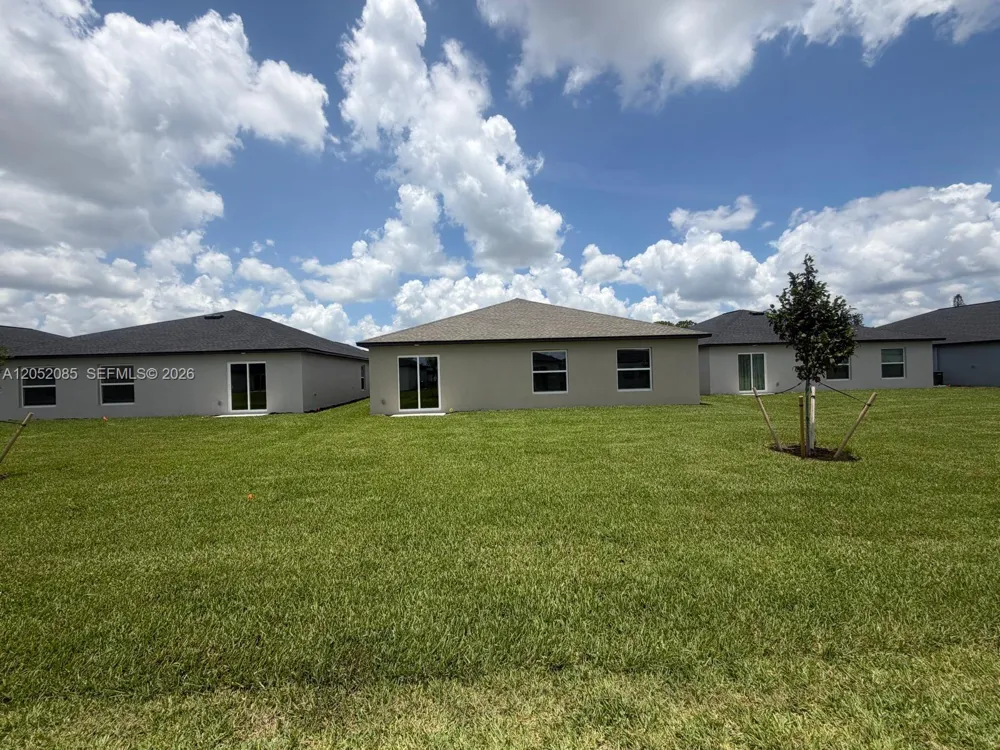 17332 CANTU CT North Fort Myers, FL 33917
