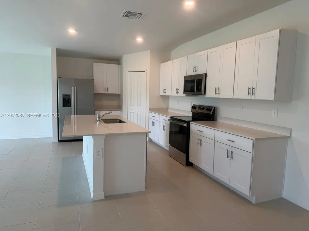 17332 CANTU CT North Fort Myers, FL 33917