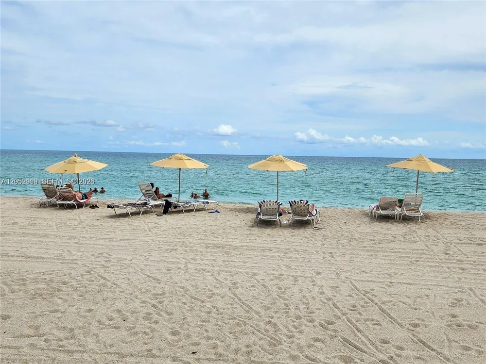 3505 S Ocean Dr #901 Hollywood, FL 33019