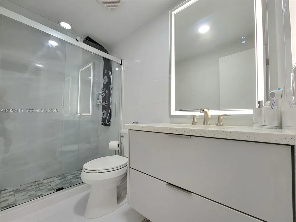 3505 S Ocean Dr #901 Hollywood, FL 33019