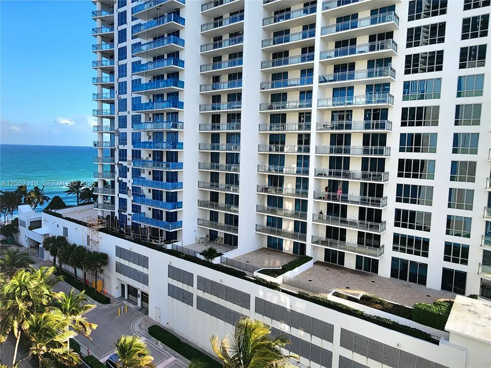 3505 S Ocean Dr #901 Hollywood, FL 33019