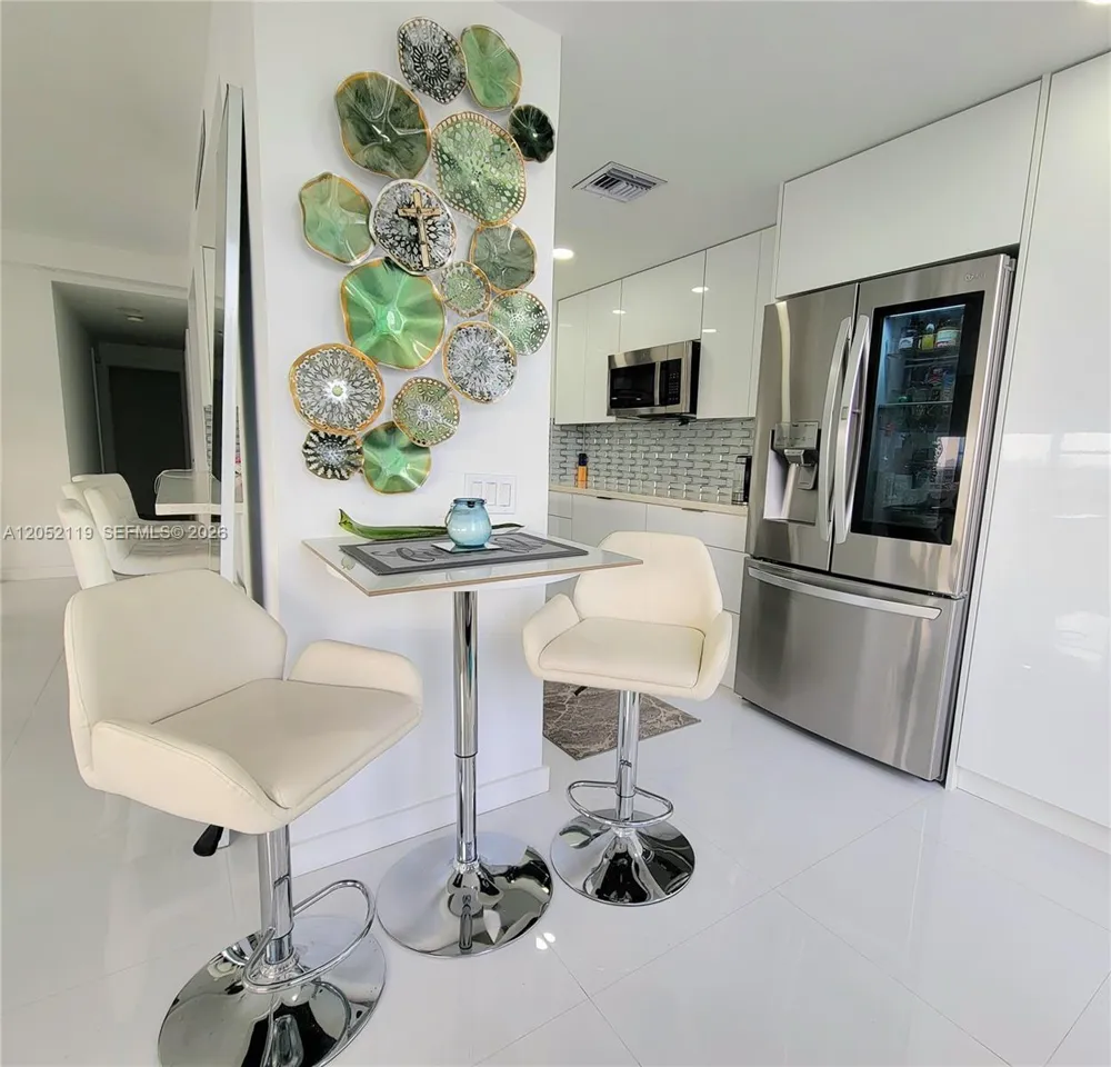 3505 S Ocean Dr #901 Hollywood, FL 33019