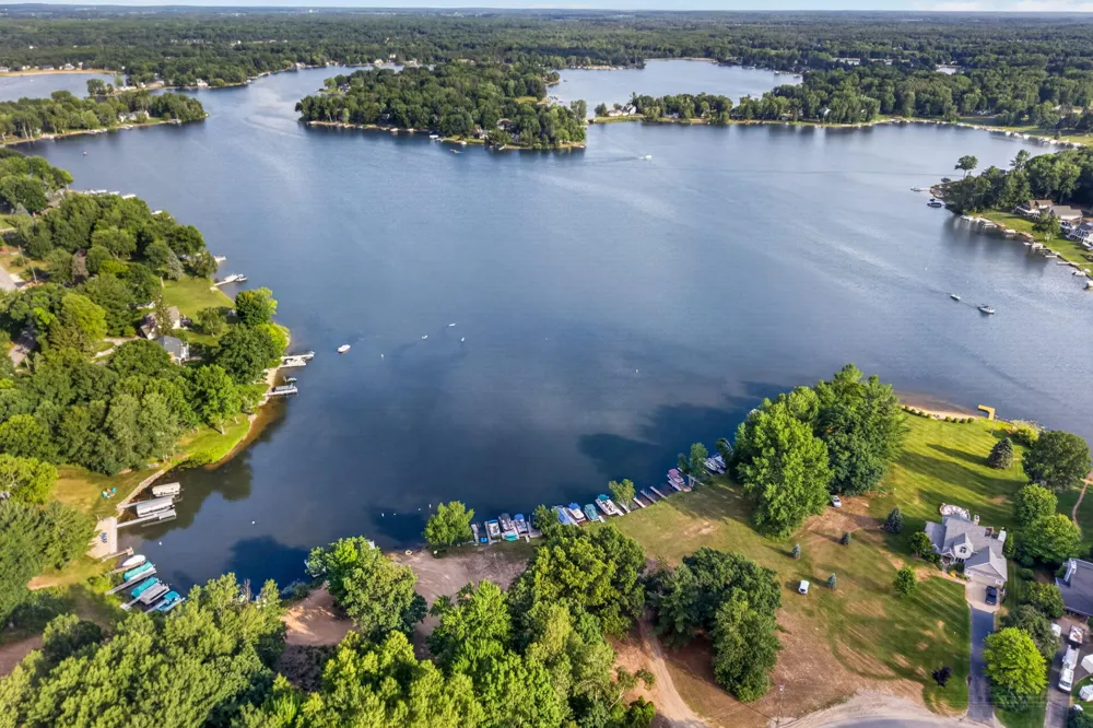 8385 Alberta Street Canadian Lakes, MI 49346
