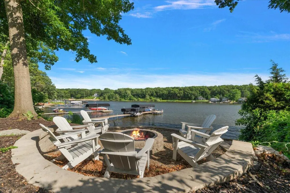 6365 Waters Edge Lane Saugatuck, MI 49453