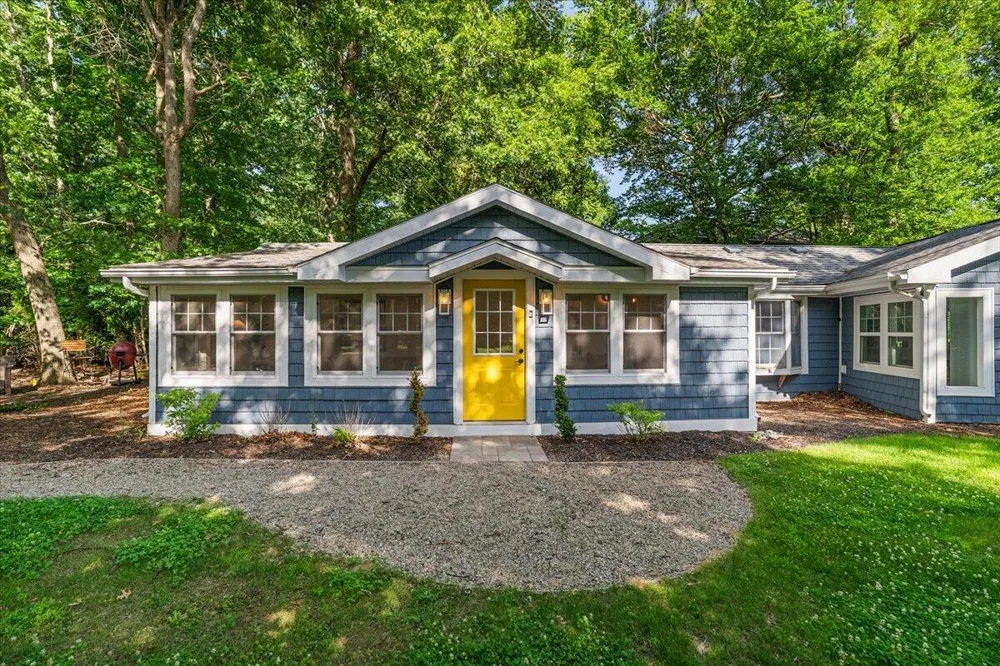 6365 Waters Edge Lane Saugatuck, MI 49453