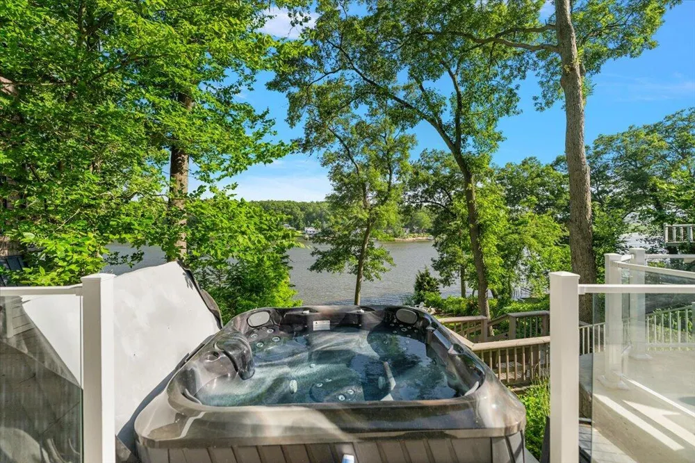 6365 Waters Edge Lane Saugatuck, MI 49453