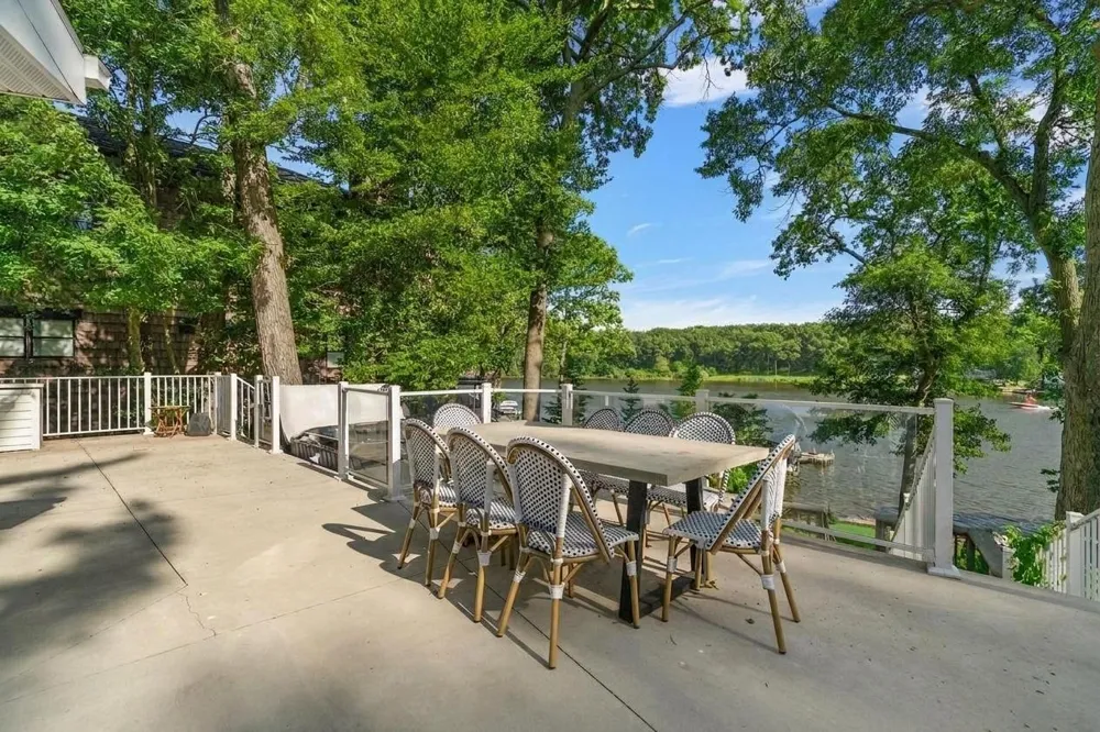 6365 Waters Edge Lane Saugatuck, MI 49453