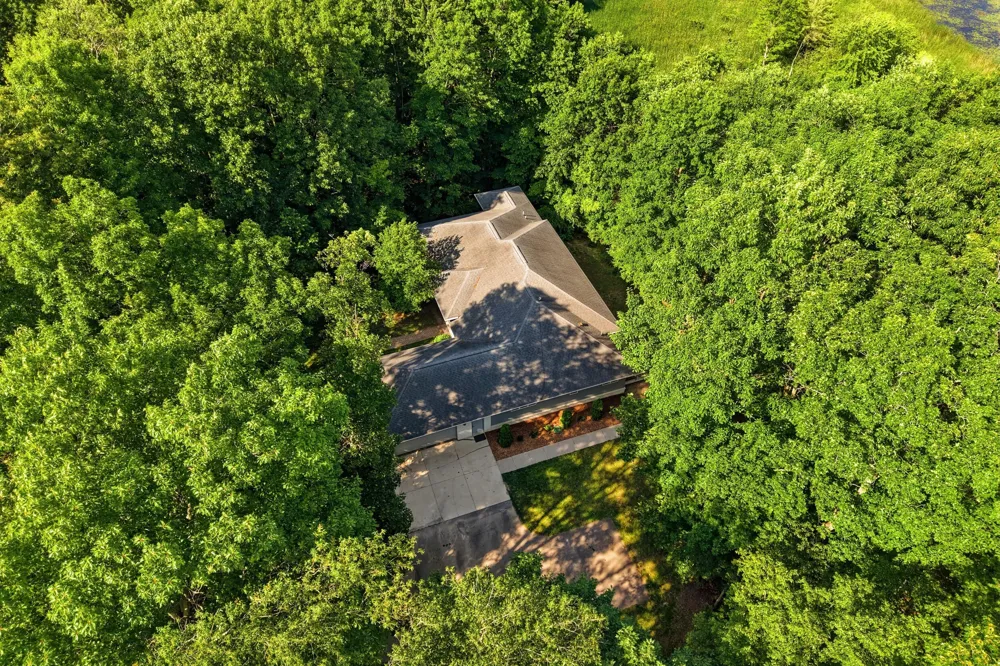 7544 Lake Hollow Court Dexter, MI 48130