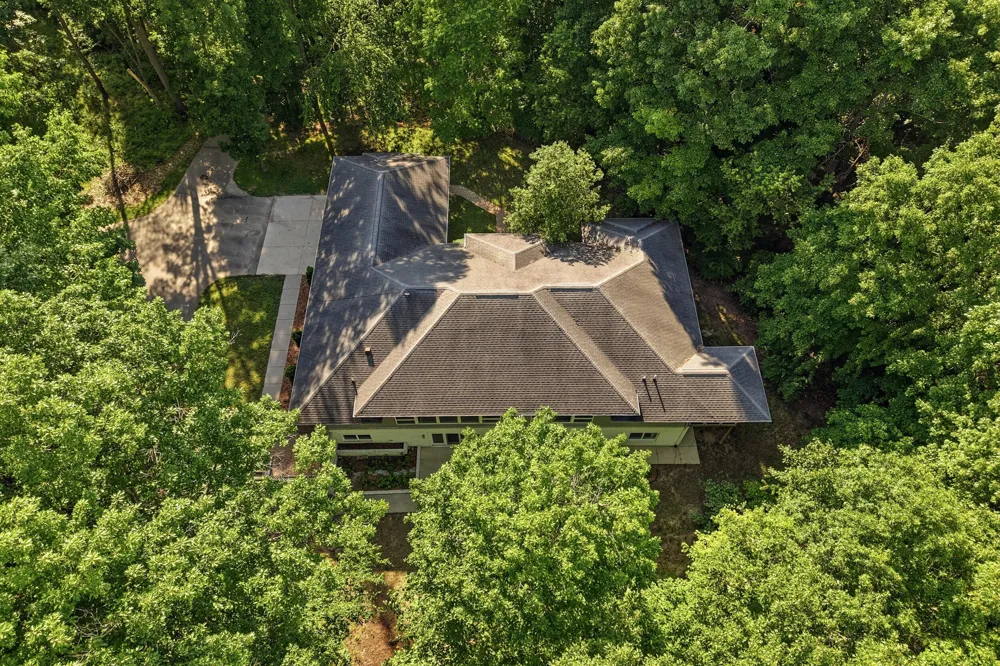 7544 Lake Hollow Court Dexter, MI 48130