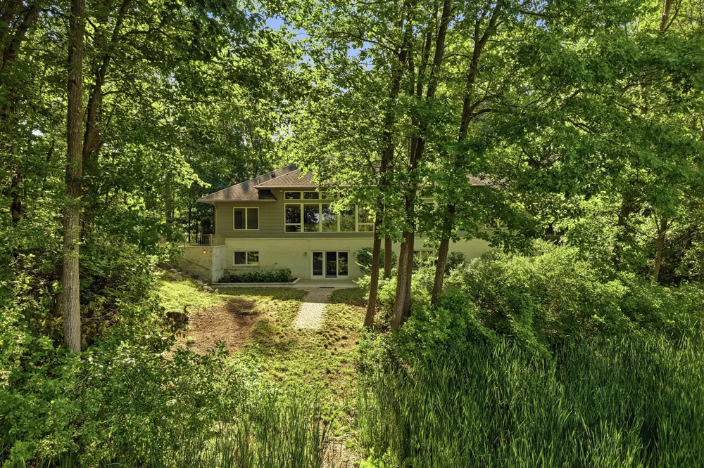 7544 Lake Hollow Court Dexter, MI 48130