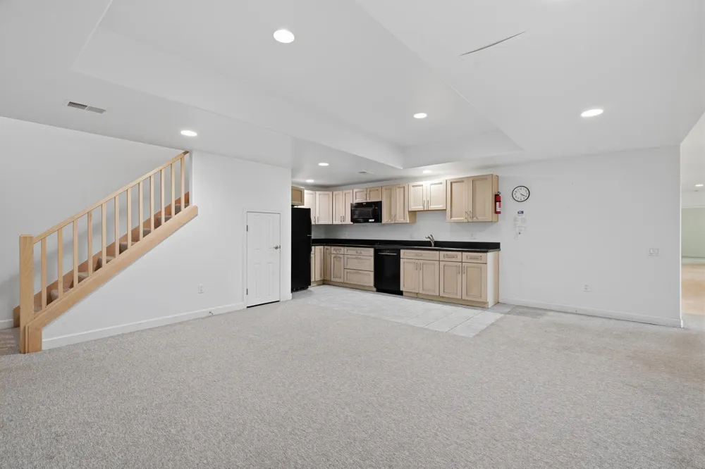 7544 Lake Hollow Court Dexter, MI 48130