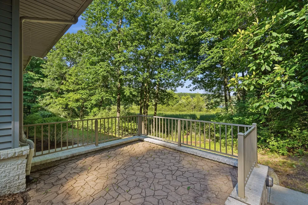 7544 Lake Hollow Court Dexter, MI 48130