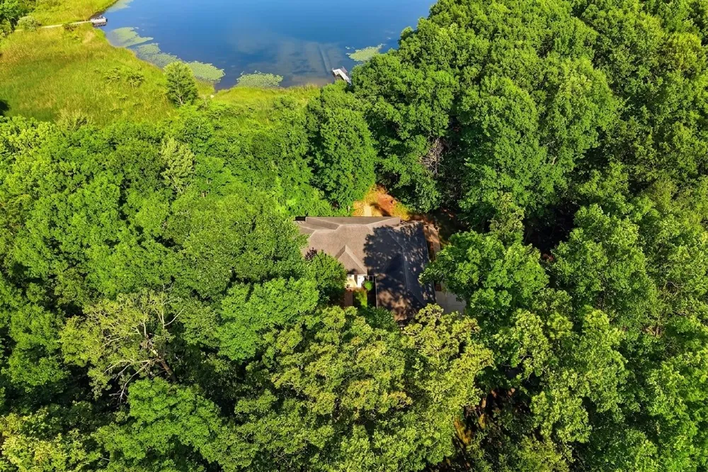 7544 Lake Hollow Court Dexter, MI 48130