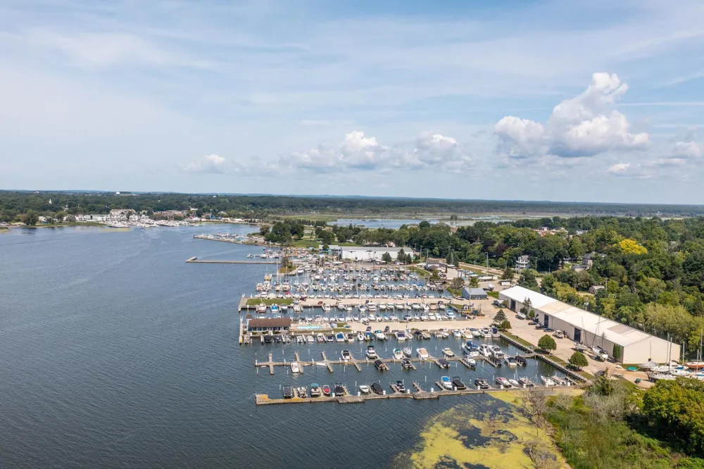 3071 W White Lake Drive Whitehall, MI 49461