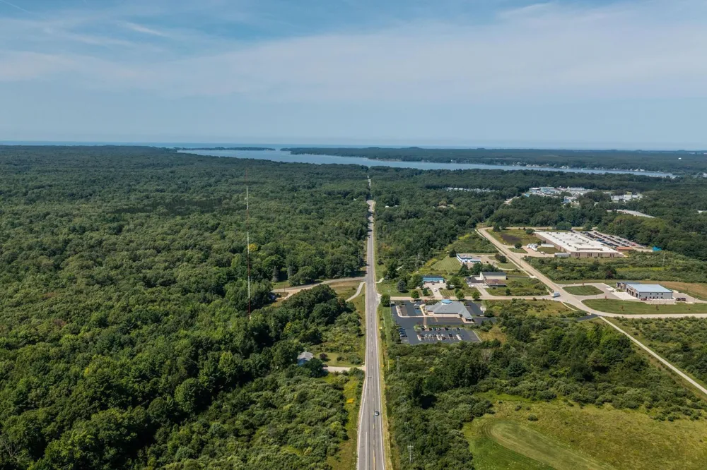 3071 W White Lake Drive Whitehall, MI 49461