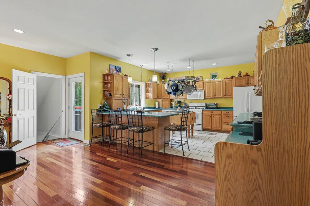 3071 W White Lake Drive Whitehall, MI 49461
