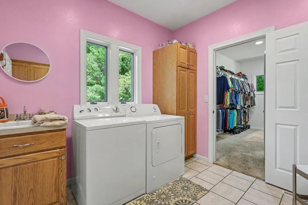 3071 W White Lake Drive Whitehall, MI 49461
