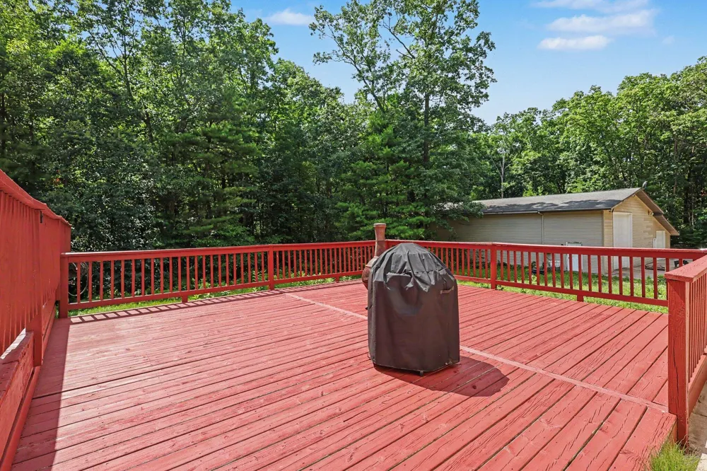 3071 W White Lake Drive Whitehall, MI 49461