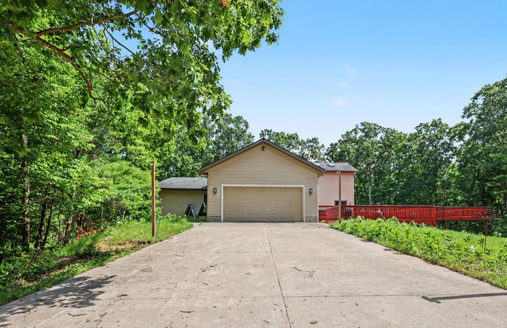 3071 W White Lake Drive Whitehall, MI 49461