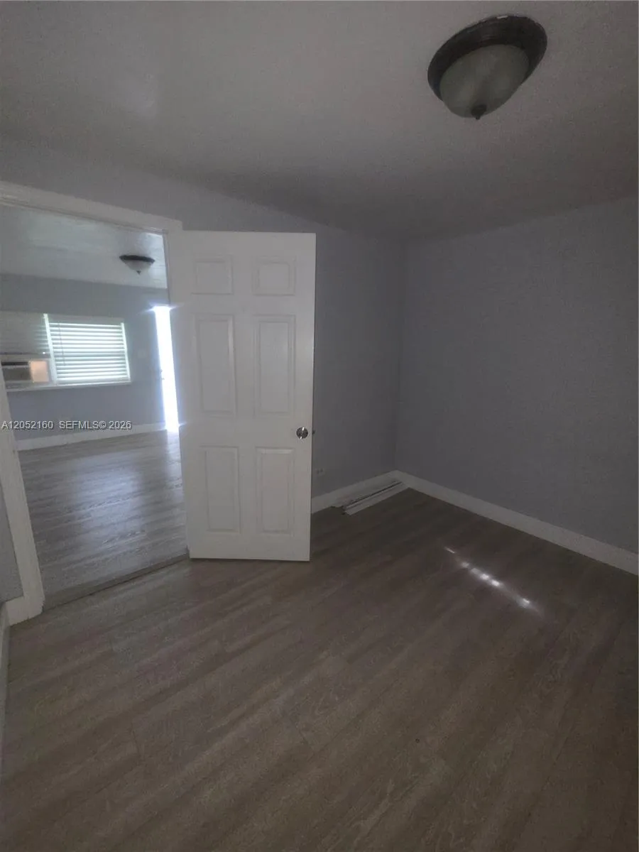 4017 SW 24th St #4 West Park, FL 33023
